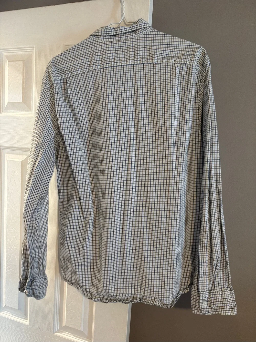 J. Crew mercantile men’s Blue and White Micro-Check Button-Down Shirt size large